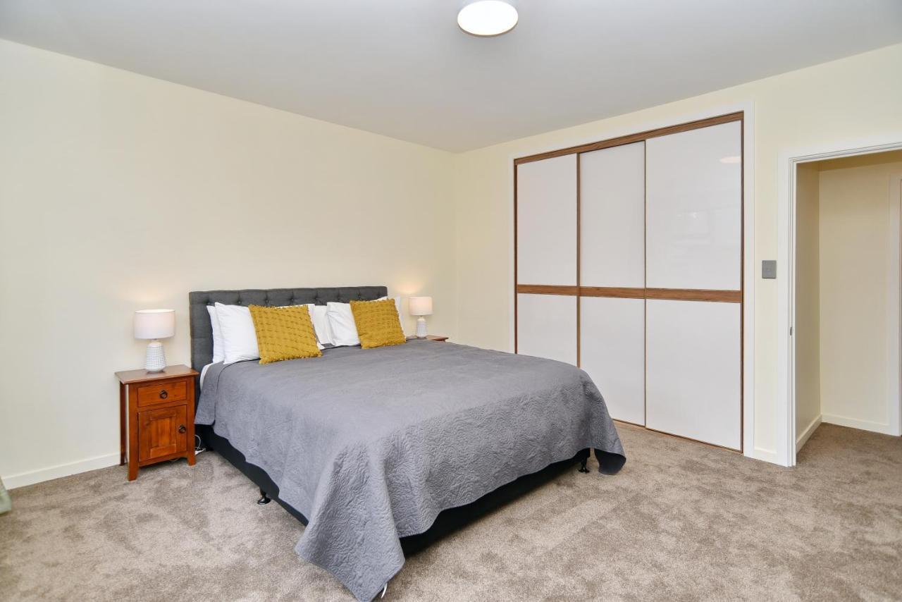Clyde 106 - Christchurch Holiday Homes Exterior photo